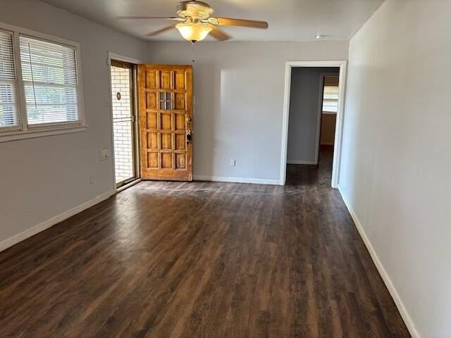 4803 43rd St - Photo 2 of 4