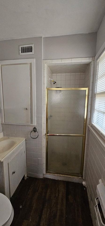 4803 43rd St - Photo 4 of 4