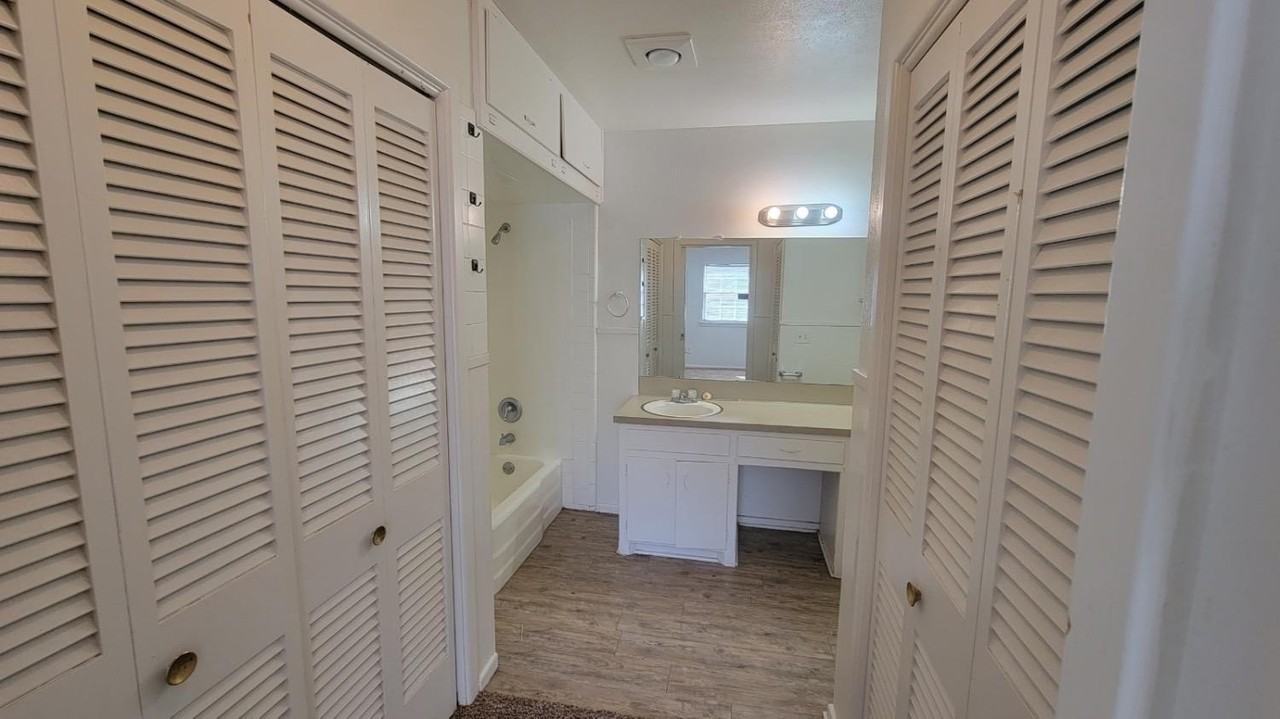 4205 50th St #A - Photo 5 of 10