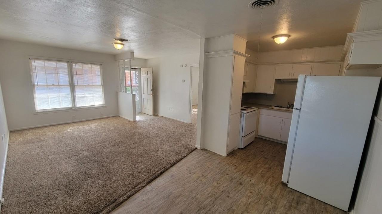 4205 50th St #A - Photo 7 of 10