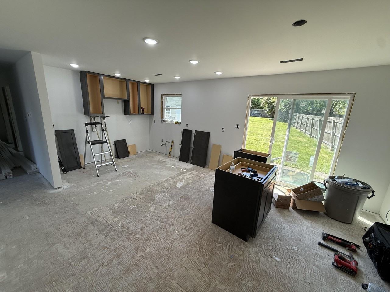 1352 Canonero Dr - Photo 2 of 13