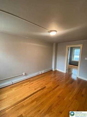 1138 W Maple St - Photo 6 of 24