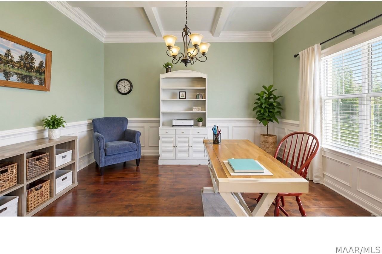 1418 Tullahoma Dr - Photo 3 of 39