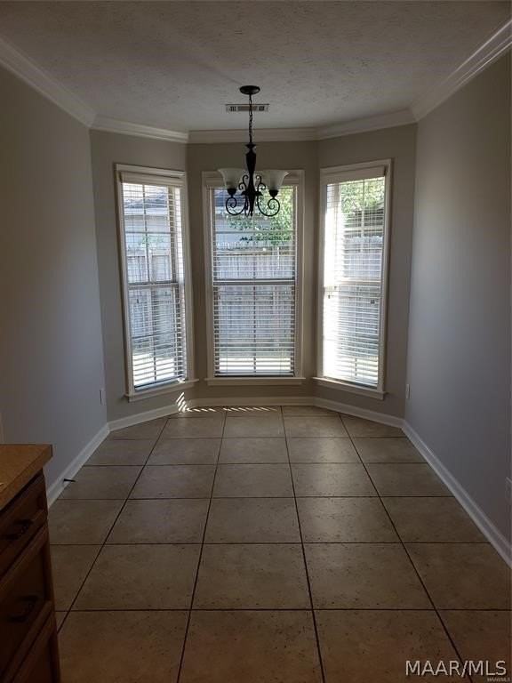 8708 Lindsey Ln - Photo 5 of 18