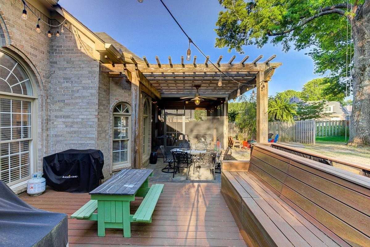 1765 Hartwell Mnr N - Photo 3 of 39