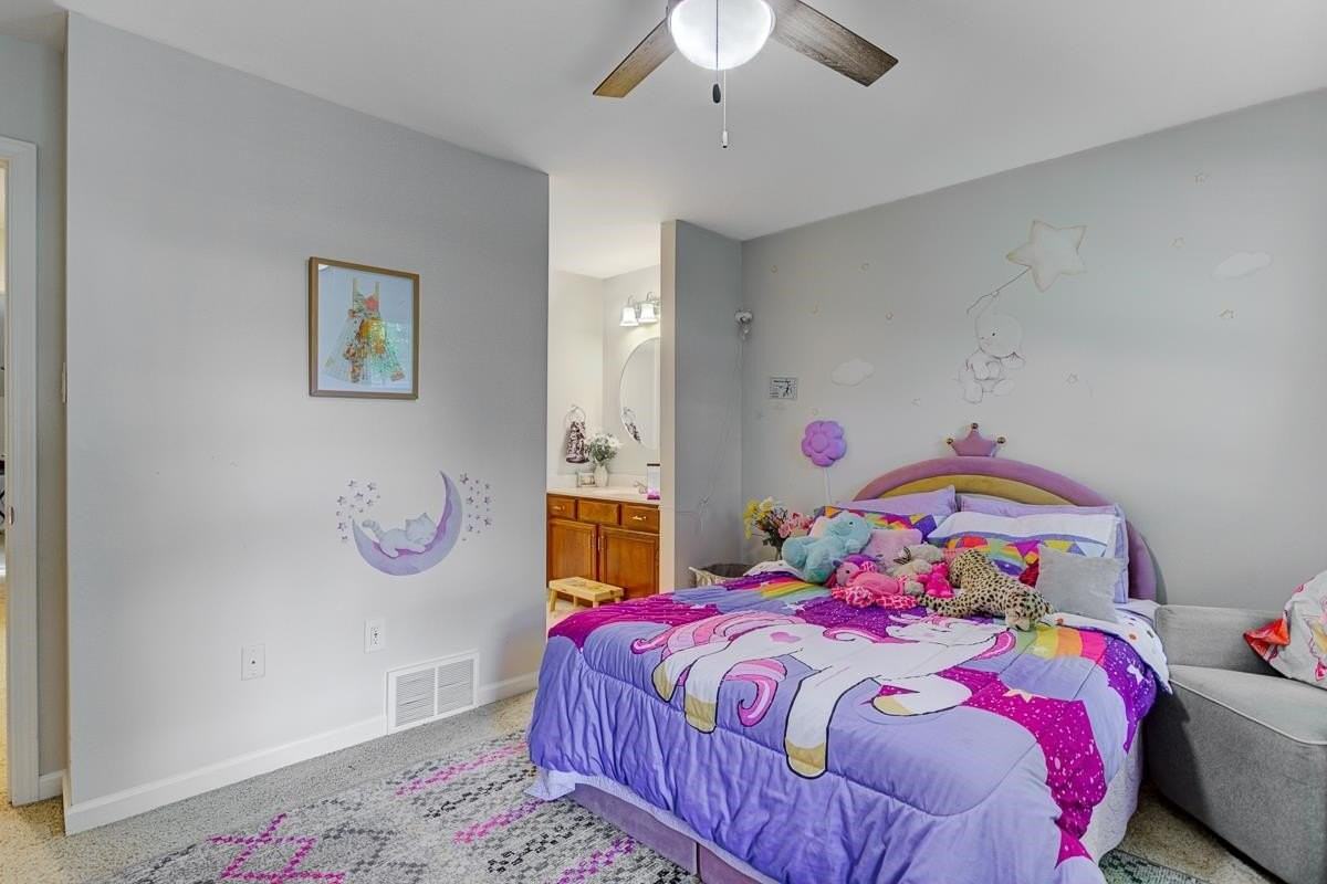 1765 Hartwell Mnr N - Photo 5 of 39