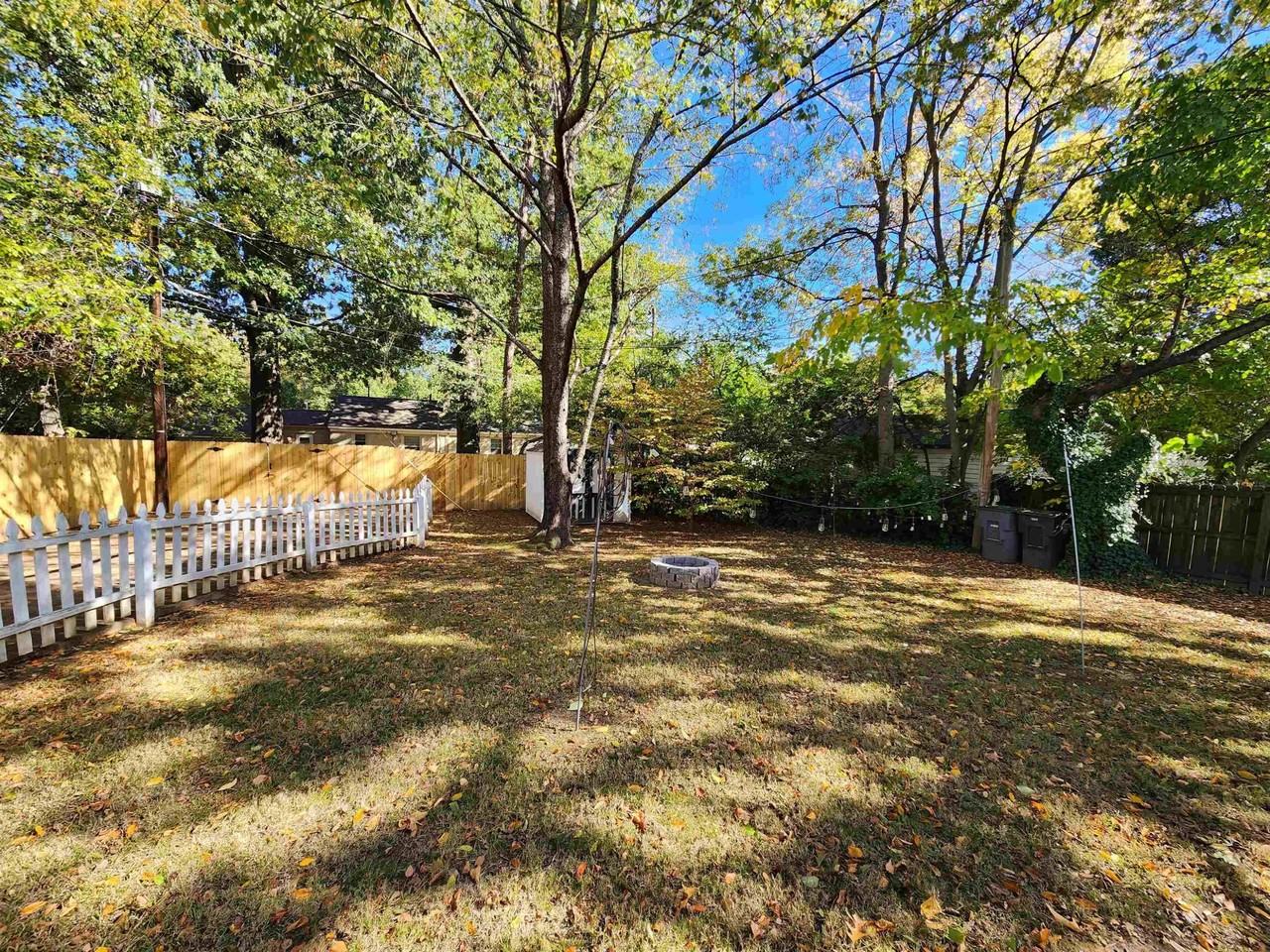 508 Meade Cir - Photo 3 of 3