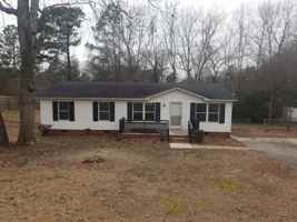 featured image of 1017 Dunvegan Dr #1