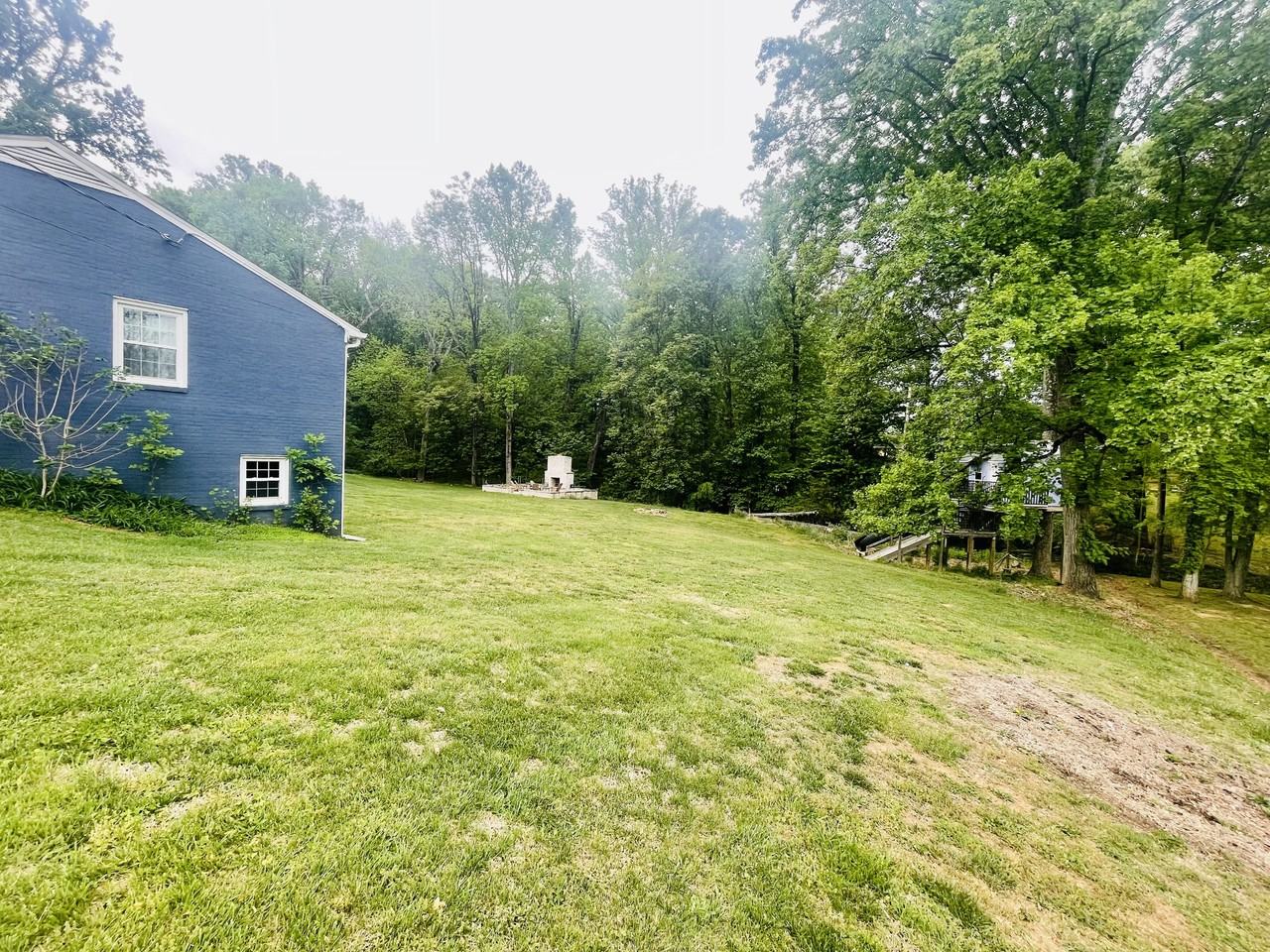 190 Westridge Cir #1 - Photo 5 of 25