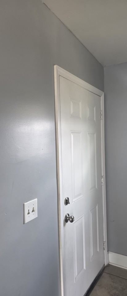 1445 W 26th St #1 - Photo 2 of 3