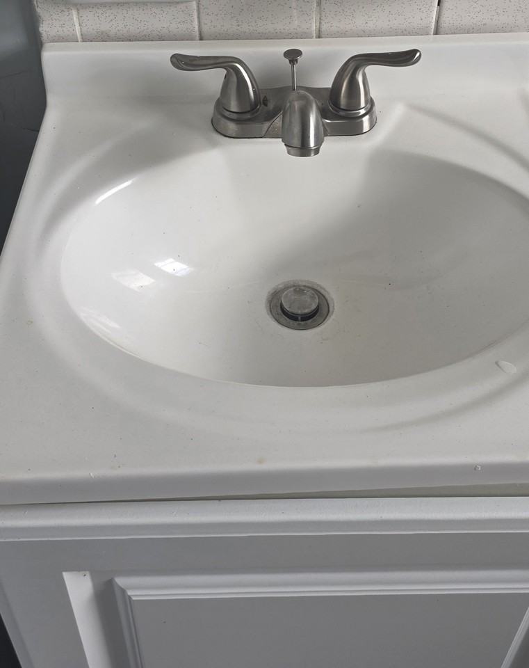 1445 W 26th St #1 - Photo 3 of 3