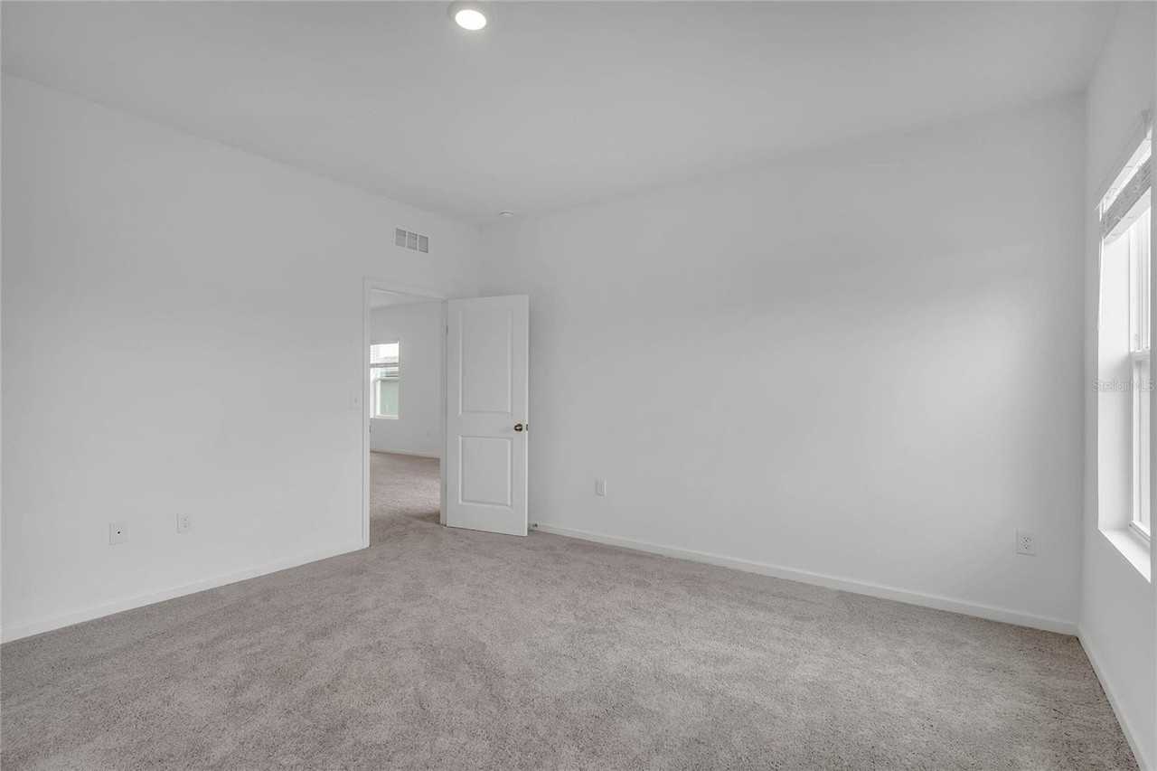 1886 Sierra Sun Way - Photo 6 of 20