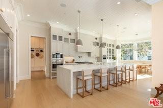 1580 Sorrento Dr - Photo 4 of 7