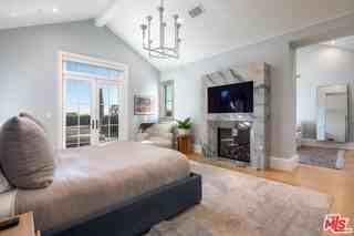 1580 Sorrento Dr - Photo 6 of 7