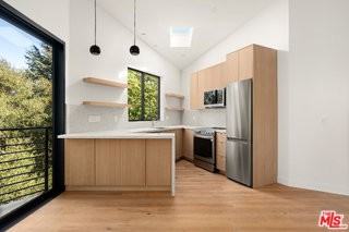 3427 Bonnie Hill Dr - Photo 5 of 8