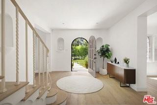 712 N Rodeo Dr - Photo 3 of 8