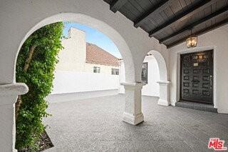 260 S La Peer Dr - Photo 2 of 8