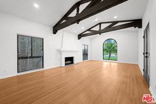 260 S La Peer Dr - Photo 5 of 8