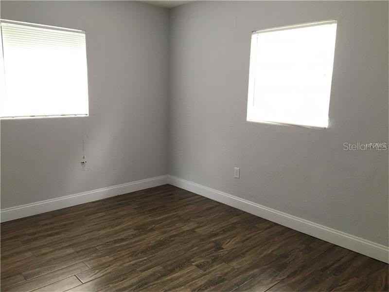 508 Varsity St - Photo 5 of 10