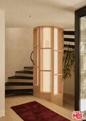 8593 Hollywood Blvd - Photo 7 of 8