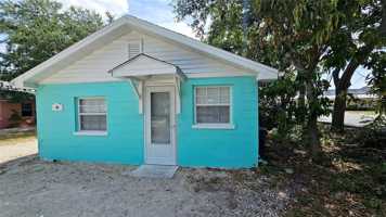 featured image of 15 N Mango St