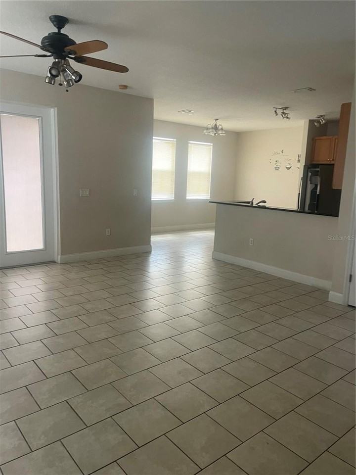 322 Dundee Dr - Photo 5 of 25