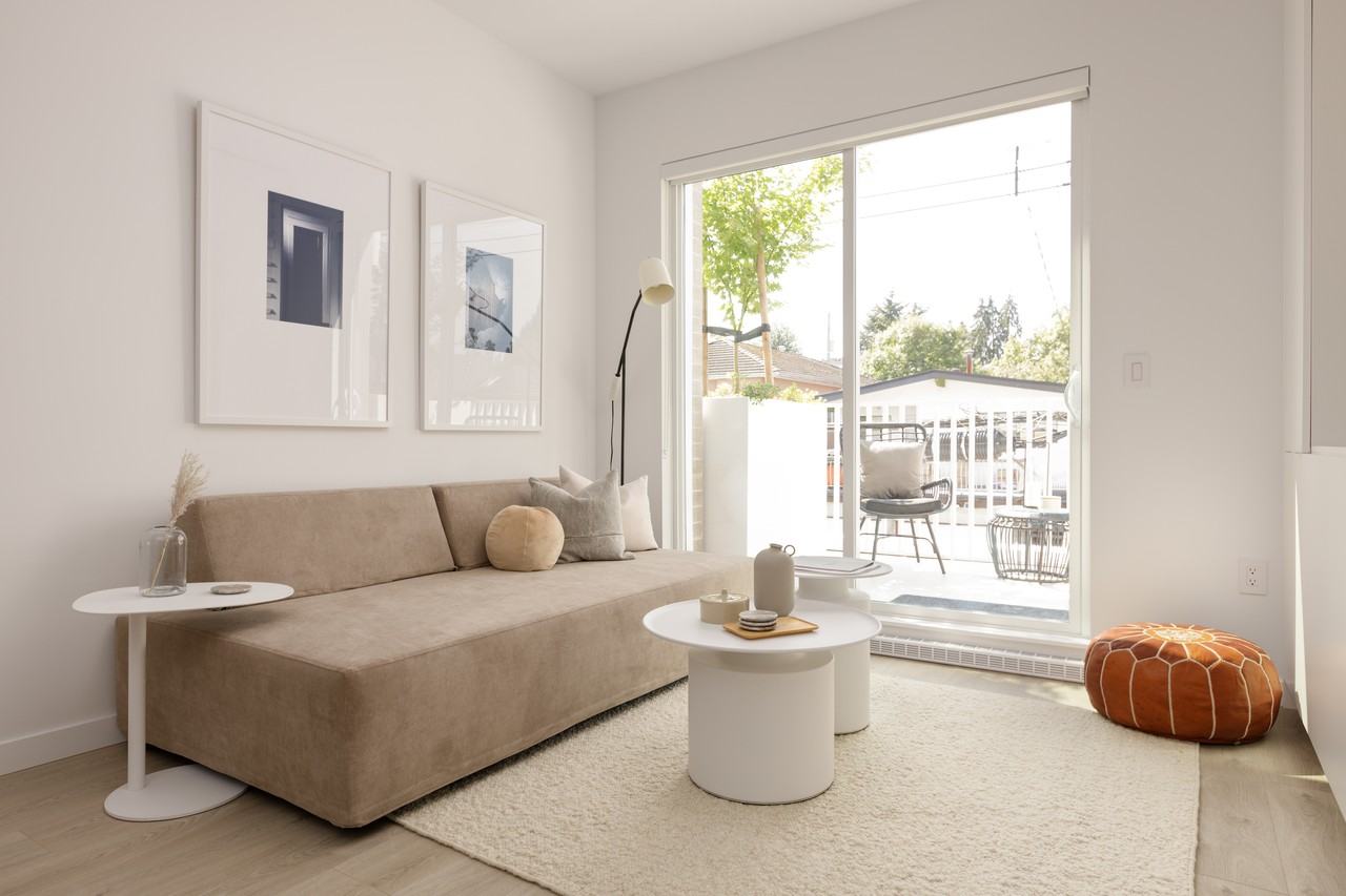 3493 Commercial Street #201 - Photo 4 of 19