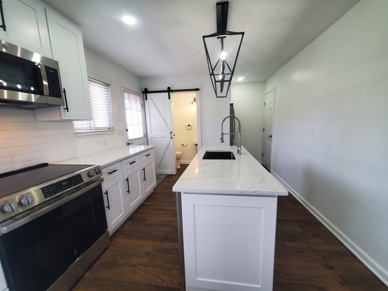 10 Silver St #1 - Photo 2 of 8