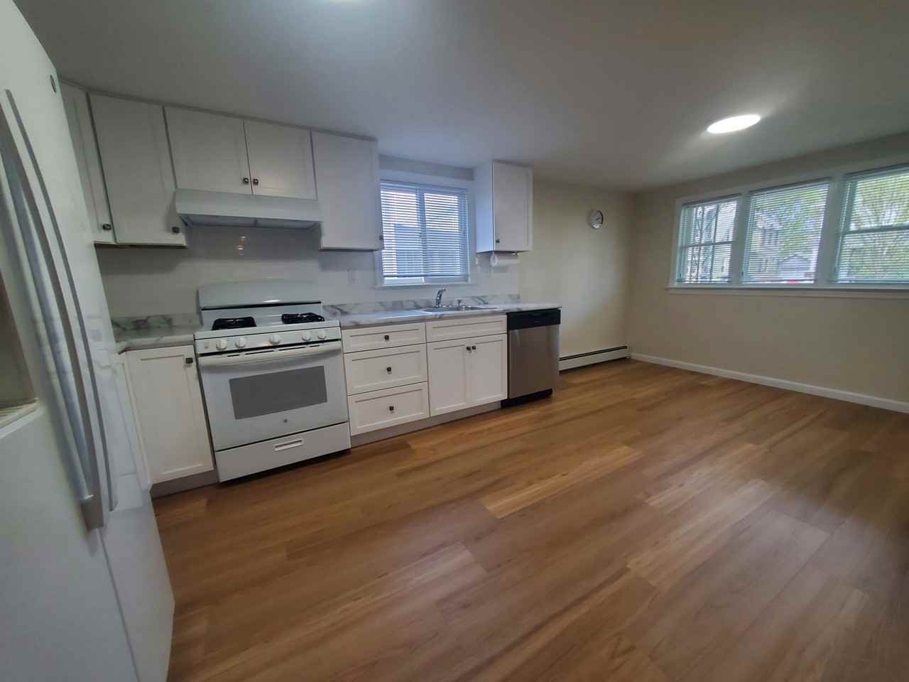 45 Wilton Ave #1 - Photo 4 of 8