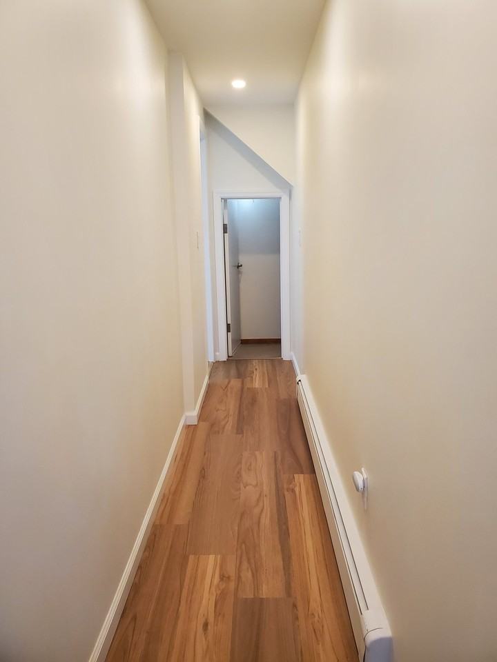 45 Wilton Ave #1 - Photo 7 of 8