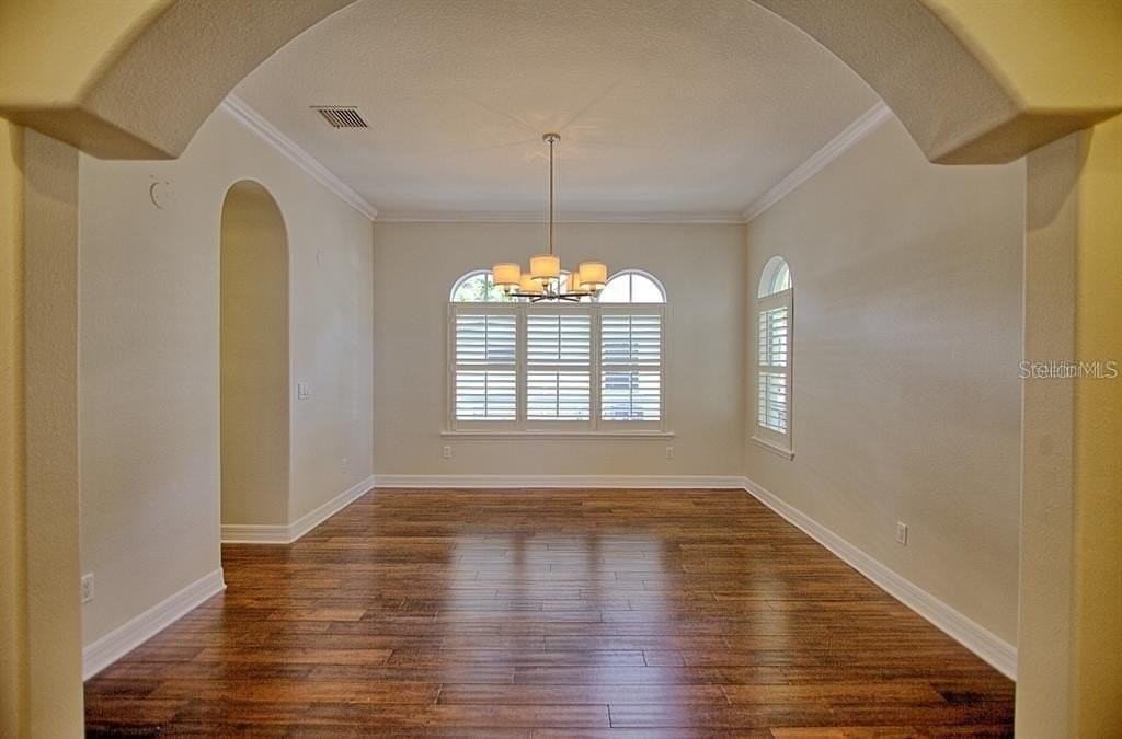 5908 S Switzer Ave - Photo 3 of 22