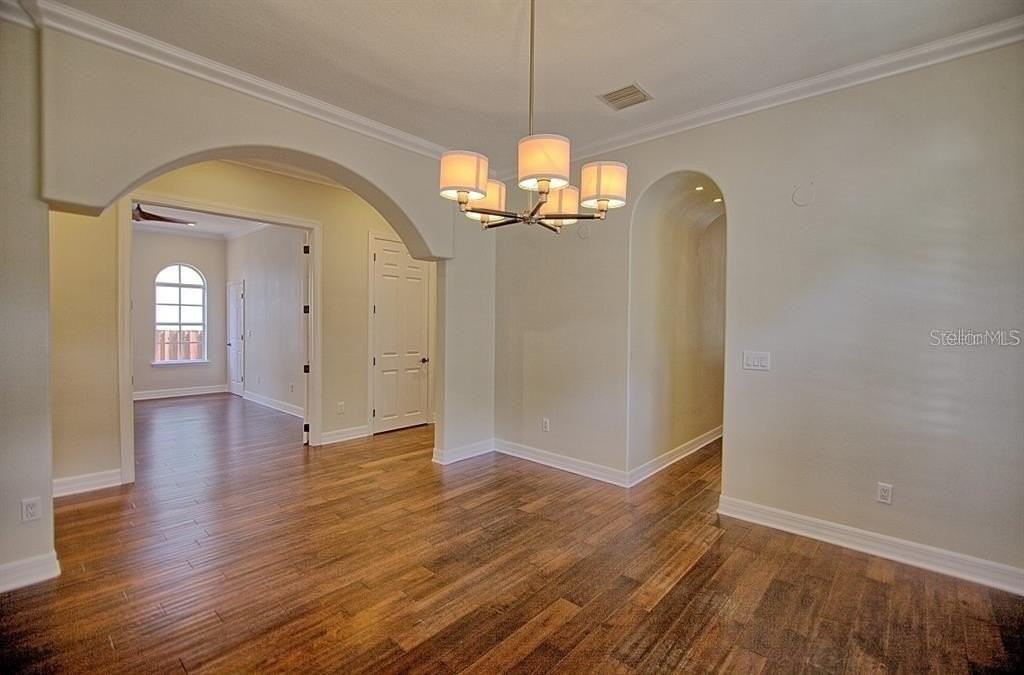 5908 S Switzer Ave - Photo 4 of 22