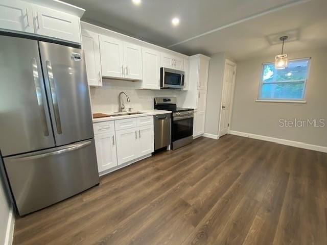 4665 Yarmouth Ave S - Photo 2 of 14