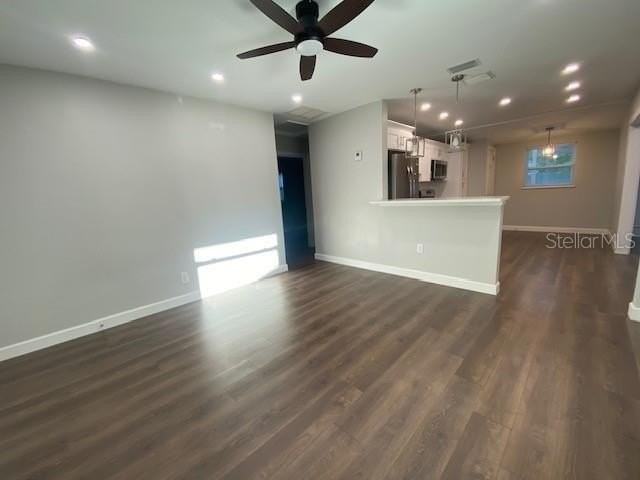 4665 Yarmouth Ave S - Photo 5 of 14