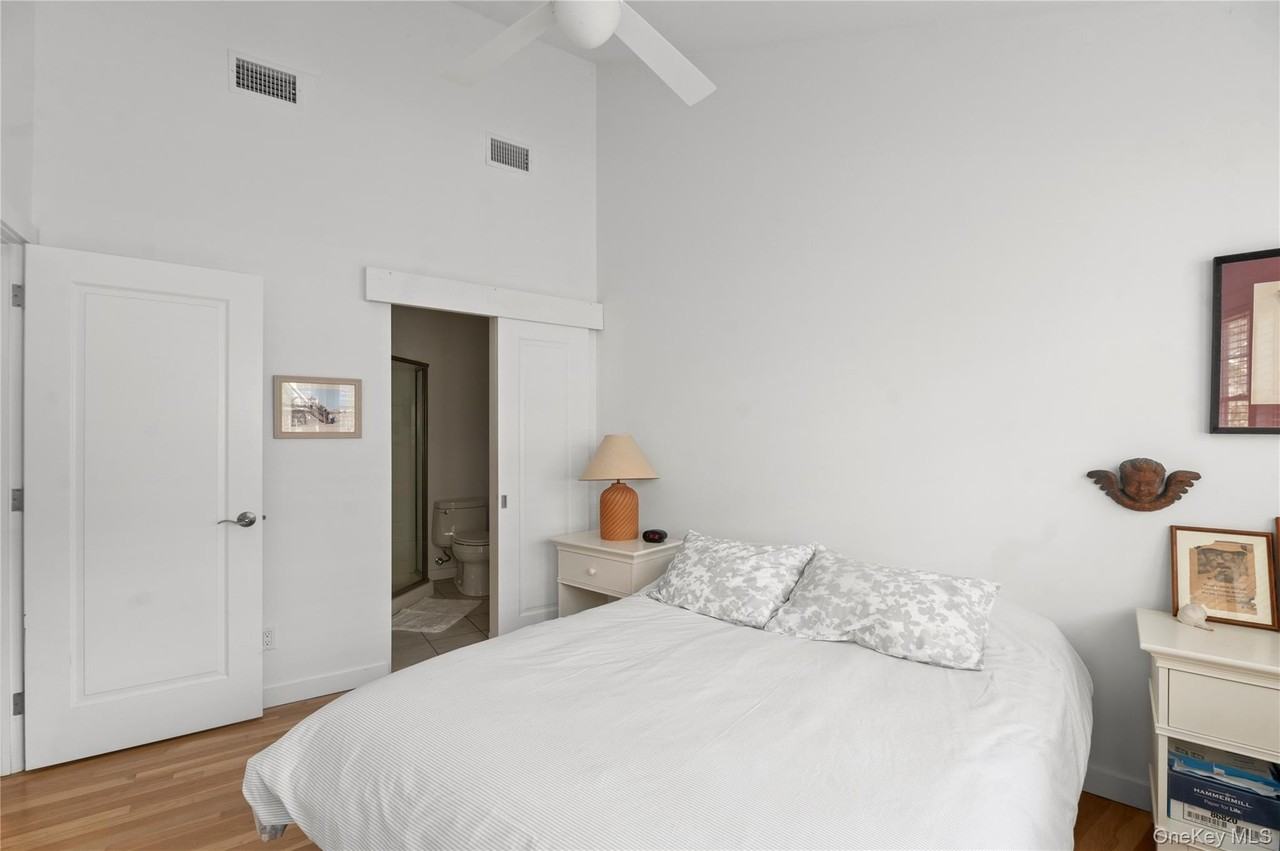 55 Ocean Rd - Photo 6 of 14