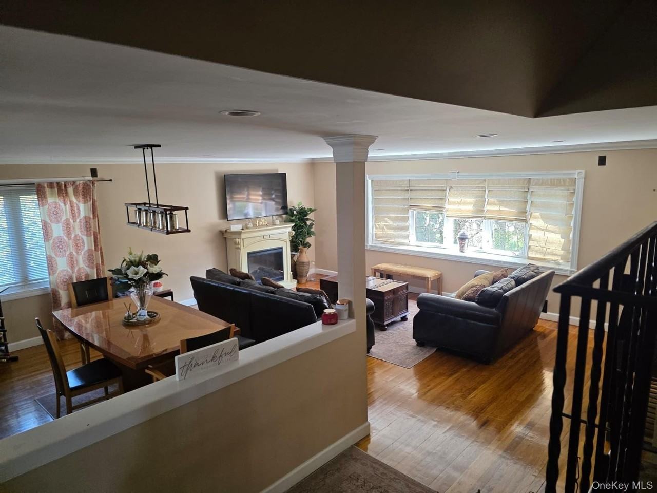 838 Pepperidge Rd - Photo 3 of 13