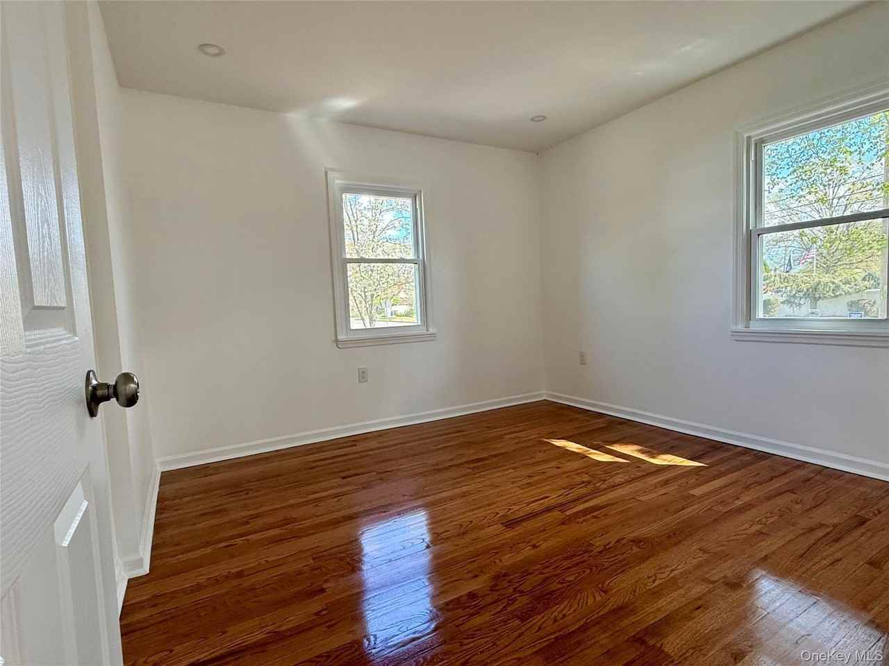 48 79th Ave - Photo 7 of 20