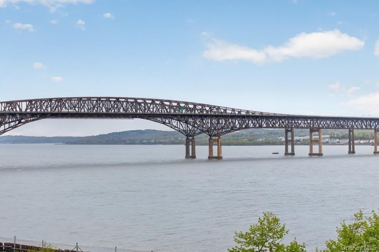 350 N Water St #2-18 - Photo 6 of 19