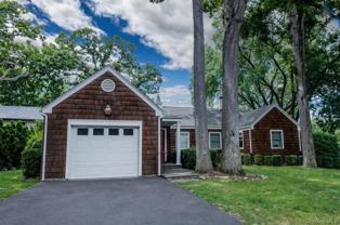 658 Shore Acres Dr - Photo 1 of 1