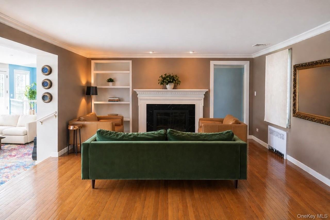 658 Shore Acres Dr - Photo 6 of 26