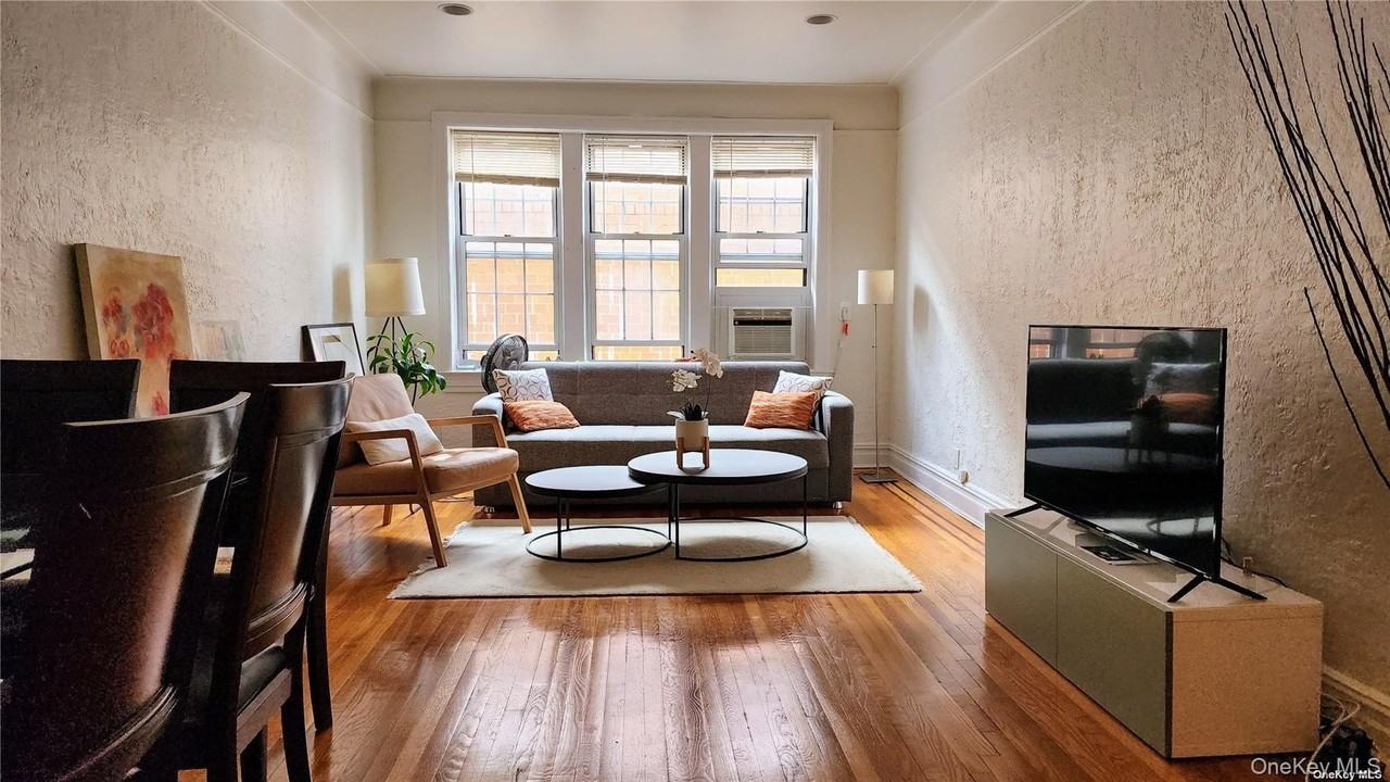 4 Maple Dr #6H - Photo 3 of 14