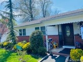 featured image of 1099 Nugent Ave