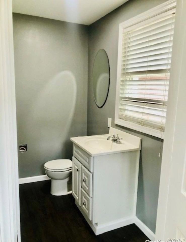 1099 Nugent Ave - Photo 6 of 8