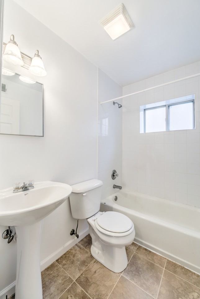 3844 Park Ave #6 - Photo 5 of 13