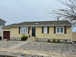 featured image of 318 Aldo Dr