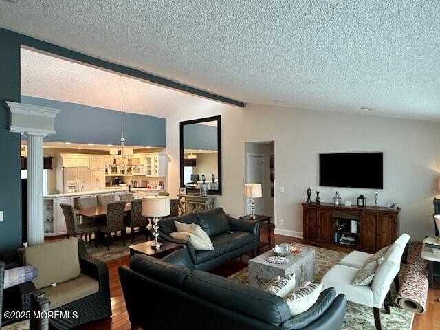 318 Aldo Dr - Photo 6 of 20