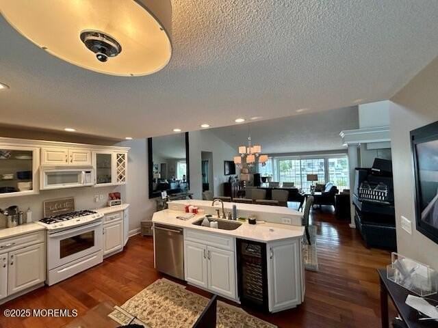 318 Aldo Dr - Photo 7 of 20