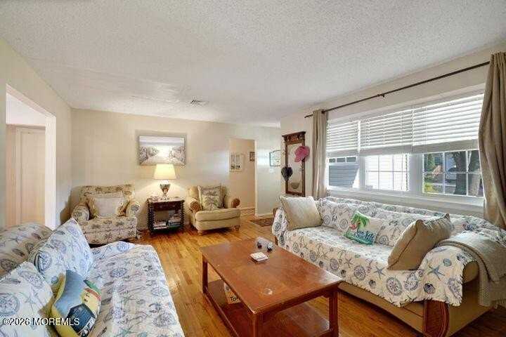 81 Berry Pl - Photo 2 of 10