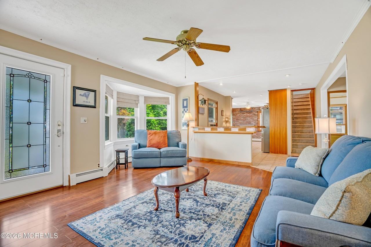 1209 16th Ave - Photo 6 of 29