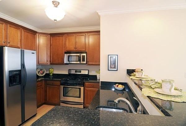 229 S Main St #2E - Photo 7 of 17